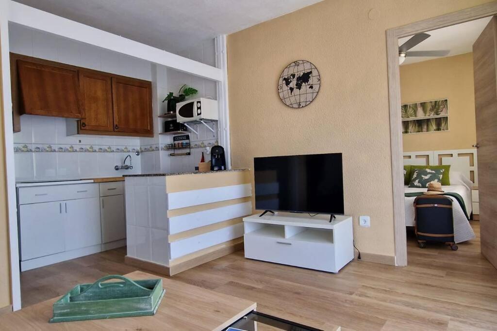 Ferienwohnung Incredible Seafront With Sunrise And Sunset Views Benicàssim Exterior foto