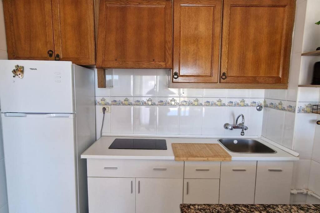 Ferienwohnung Incredible Seafront With Sunrise And Sunset Views Benicàssim Exterior foto